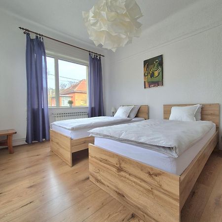 West Capital - Free Private Parking Apartment Zagreb Bagian luar foto