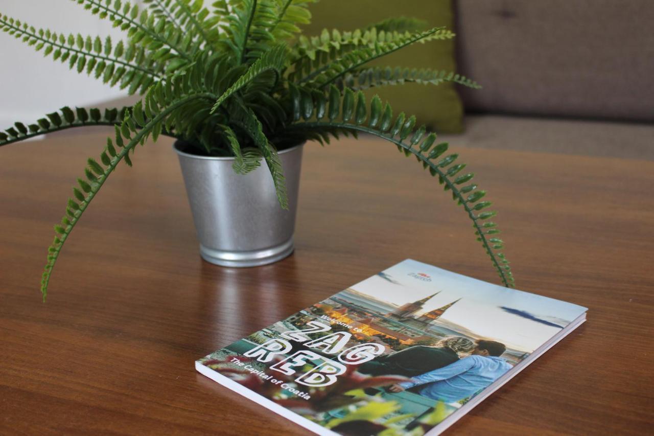 West Capital - Free Private Parking Apartment Zagreb Bagian luar foto