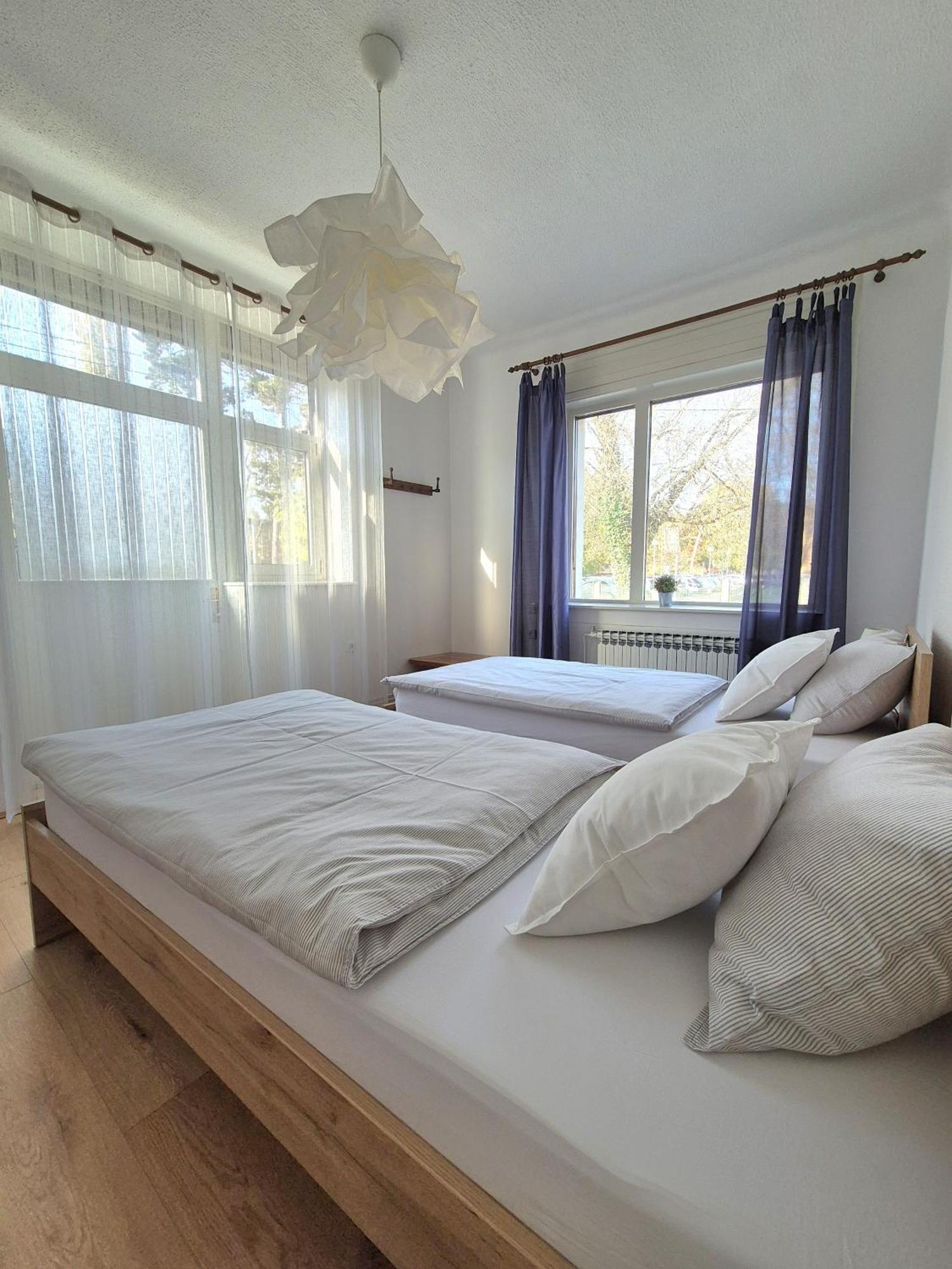 West Capital - Free Private Parking Apartment Zagreb Bagian luar foto