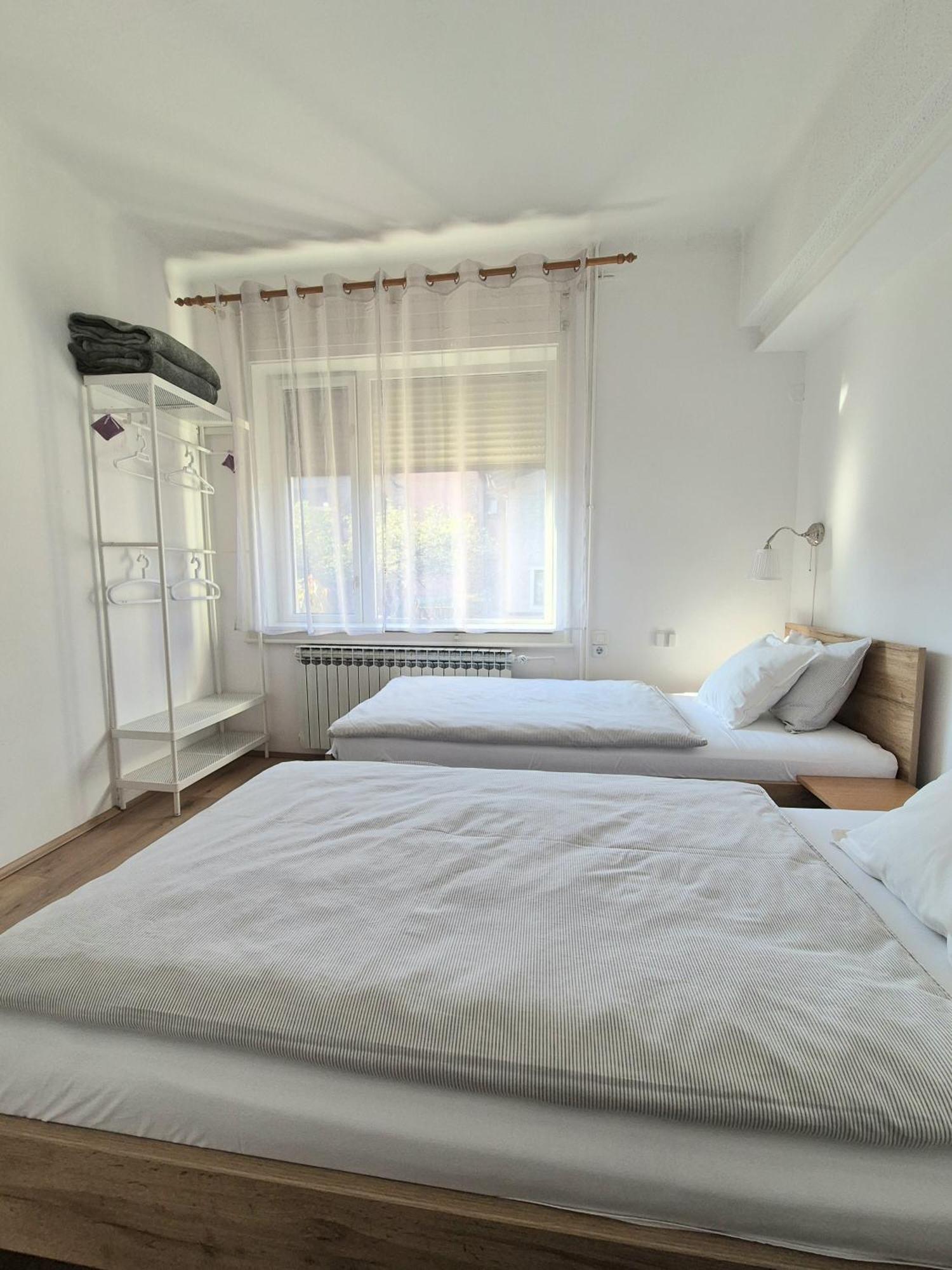 West Capital - Free Private Parking Apartment Zagreb Bagian luar foto